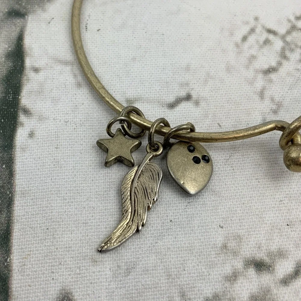 The Unbranded Brand charm bracelet